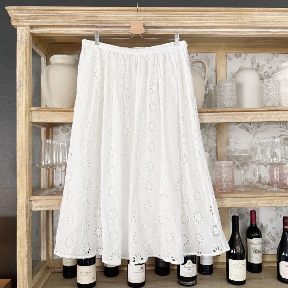 NWT Zara Women’s Cotton Lined Embroidered Eyelet Maxi Skirt Size XL - Picture 9 of 15